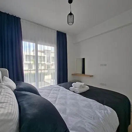 Modern & Cozy 1br
